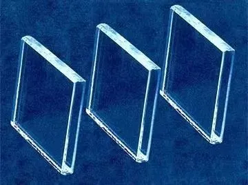 2 sata vatrootporno staklo